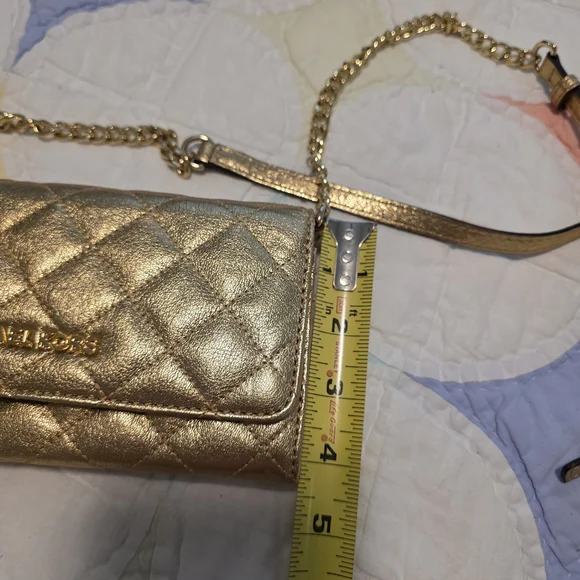 Michael Kors Gold Quilted Women's Bag - Picture 4 of 9